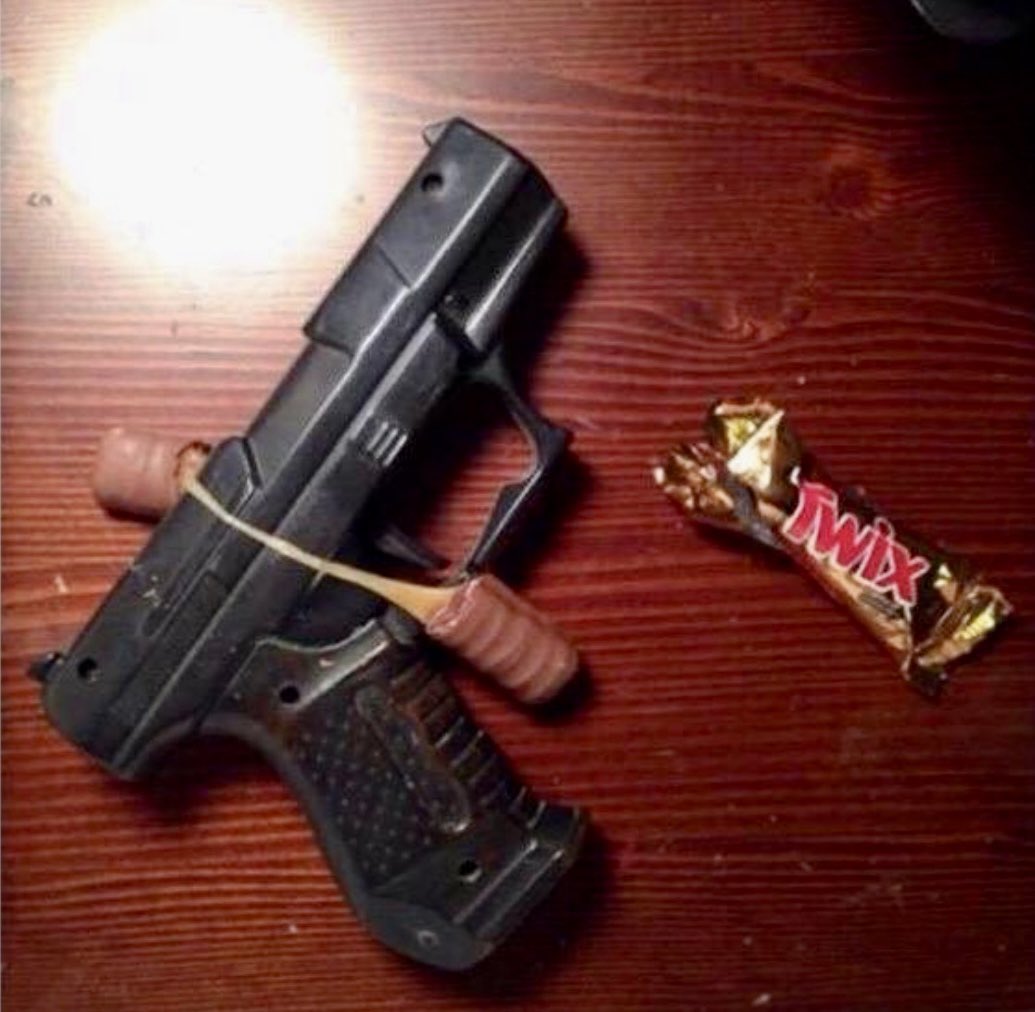 Please check your children's candy tonight! Found this in a Twix my 35 year old son @LloydsProdigal had in his pillow case last year. #HappyHalloween2021 #HalloweenSafety
