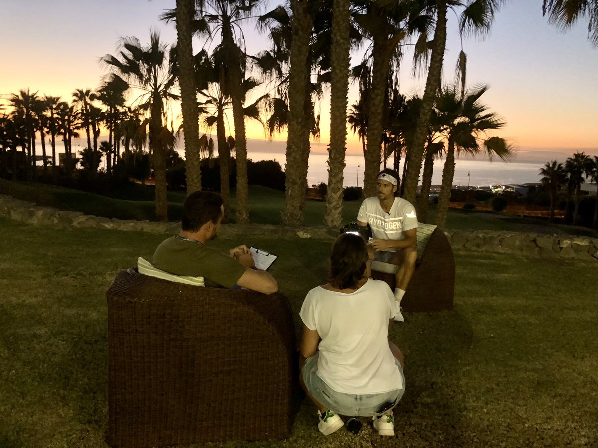 matmosciatti11's tweet photo. Y @feliciano_lopez, un ejemplo como hombre y como profesional 🌟

🔜 on @meftennisevents &amp; @ATPChallenger 

#Lopez #TenerifeChallenger #ATPChallenger #tennis https://t.co/IxfBrg33Gp