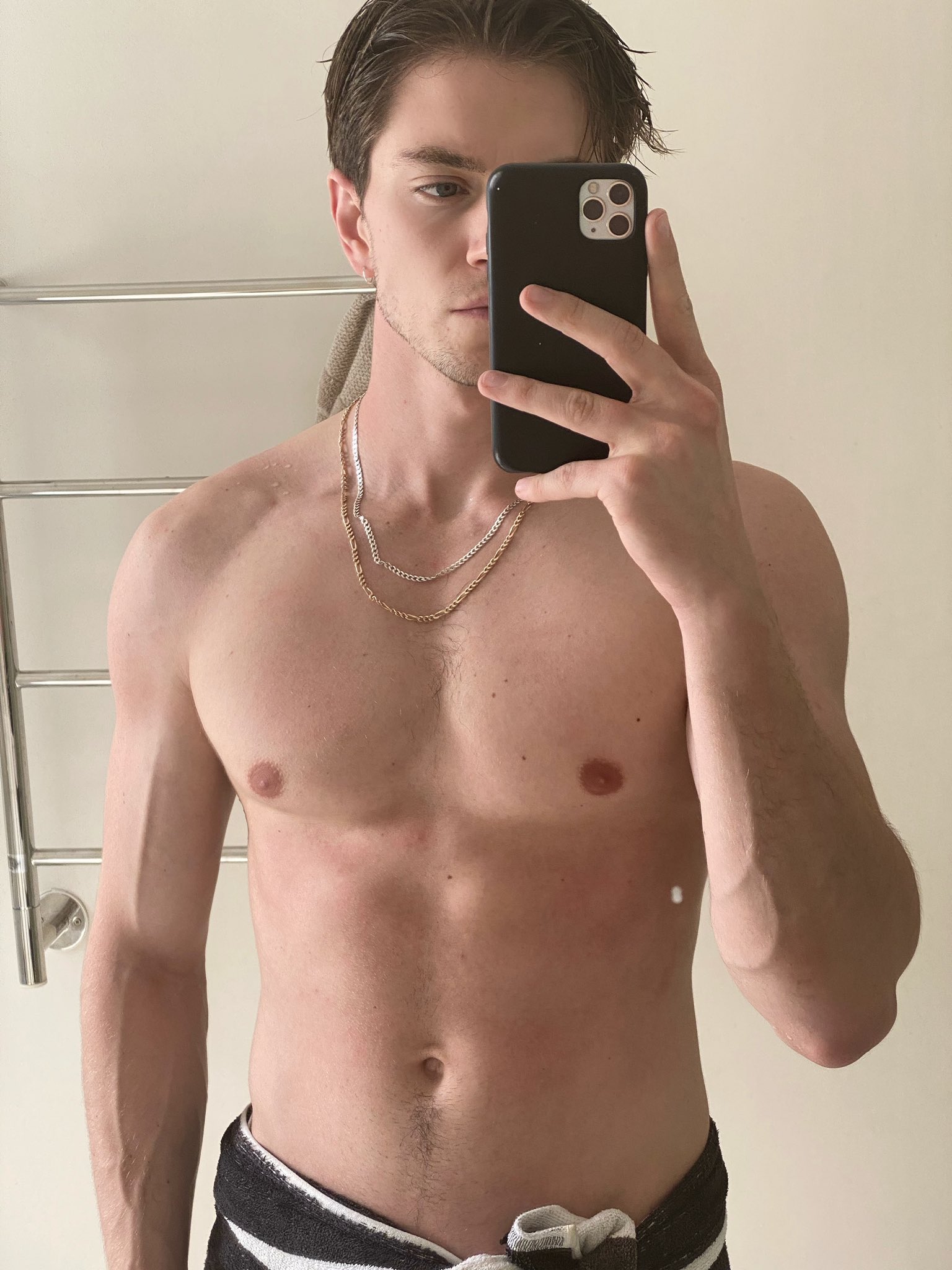 ModelViews 🙌🏼🗽 on Twitter "RT Brandon_Haye The bags under my eyes