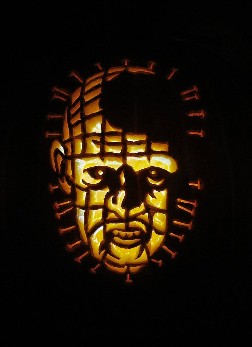 biffa69's tweet photo. All pumpkinned out. Happy #halloween2021 #pumpkins #freddykruger #MichaelMyers #Beetlejuice #Hellraiser https://t.co/eOLOtn3ATB