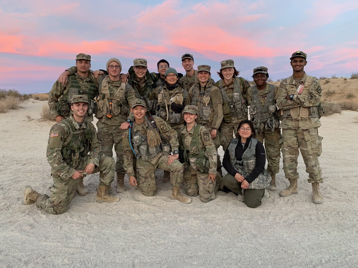 FullNelsonVideo's tweet photo. My daughter and her fellow @USCArmyROTC MS3 classmates at the National Training Center at Ft. Irwin this weekend…#fallftx #GoArmy #USC #trojanbattalion #armyrotc 🇺🇸✌🏼 https://t.co/Pdk7bnOe12