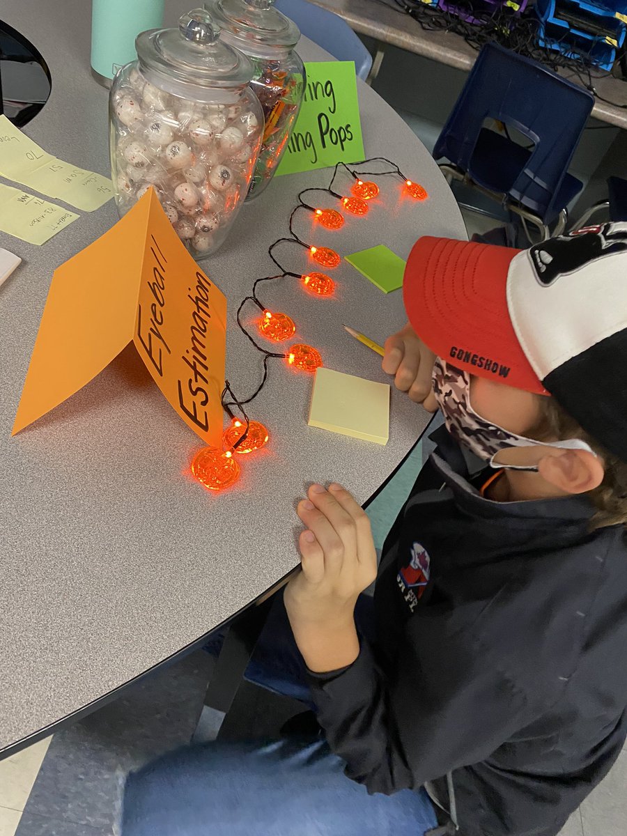 KaldewaySam's tweet photo. We estimated, we counted and then we wrote clues and created our own Esti-mystery. The jar and our clues went across the hall to see if they could figure it out👀 How many eyeballs are in the jar?? https://t.co/NCP003U8Wf