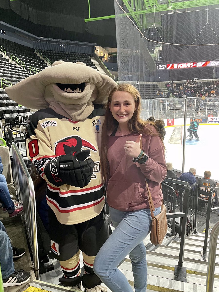 mahaylaatkinson's tweet image. Mini October photo dump! And yes that’s me with @JoyousWolfMusic 🤘🏻

Life is good! ❤️😊

#CorpusChristi #IceRays #HotZ95 #Rock927 #JoyousWolf #HouseOfRock