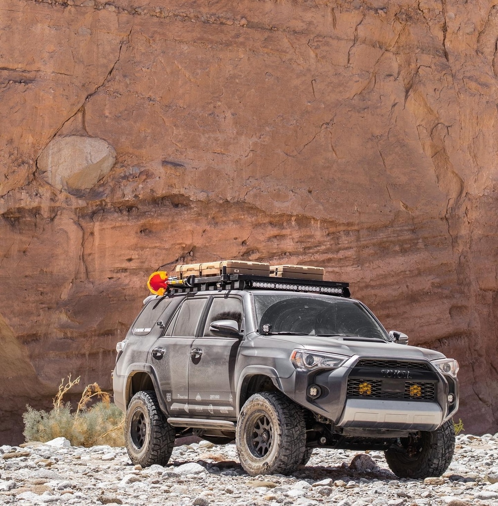 decalspec's tweet image. Throwback to this rocker panel stripe. #getdirty instagr.am/p/CVtDf0iM2ZC/