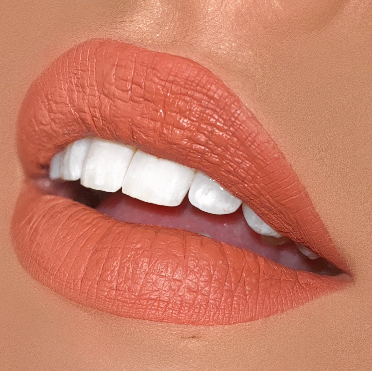 WinnieBeauLDN's tweet photo. Royalty - Matte, lightweight and packed with Vitamin E.

Bloggers wanted! Email us at social@winniebeau.com

#mua #makeupblogger #journorequest https://t.co/e5U8uRpsEj