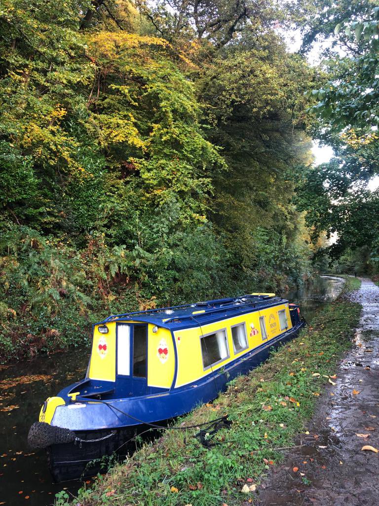 DrJennyVaughan's tweet photo. Just enjoyed a lovely week on Monmouth and Brecon canal @CanalRiverTrust volunteers were extremely helpful in making our adventures safe on the #waterways https://t.co/xs8RvMNwZs