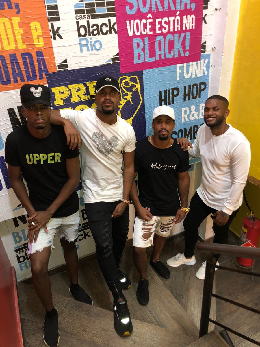 brennolellis's tweet photo. Um rolê aleatório ontem! 😎🙅🏾‍♂️
#Casablack 😉 https://t.co/KoGos6I3MR