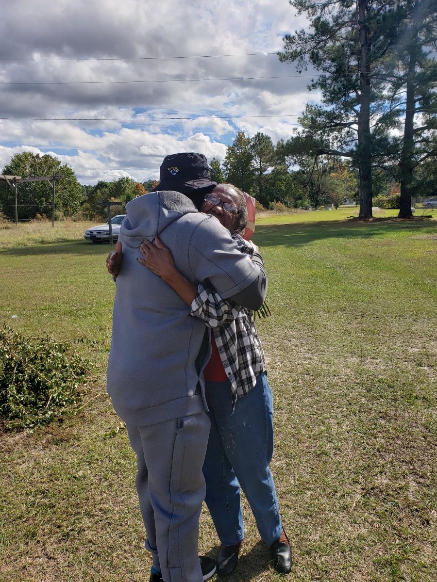 WillieGreenUSMC's tweet photo. Meeting my texting prayer warrior for the very first time Saturday. She mistakenly sent me a prayer in 2016 after my momma went on to heaven. Sends me a prayer or word of encouragement every single day! God is good. Some people are the qualities of Christ.  81 years old 💙✌🏾🙏🏾 https://t.co/pWv7ACMr3j