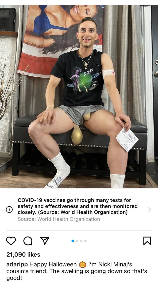 ahdriannad_'s tweet photo. Watch the costume. Read the caption. 😭 https://t.co/CyDl6GCjhF
