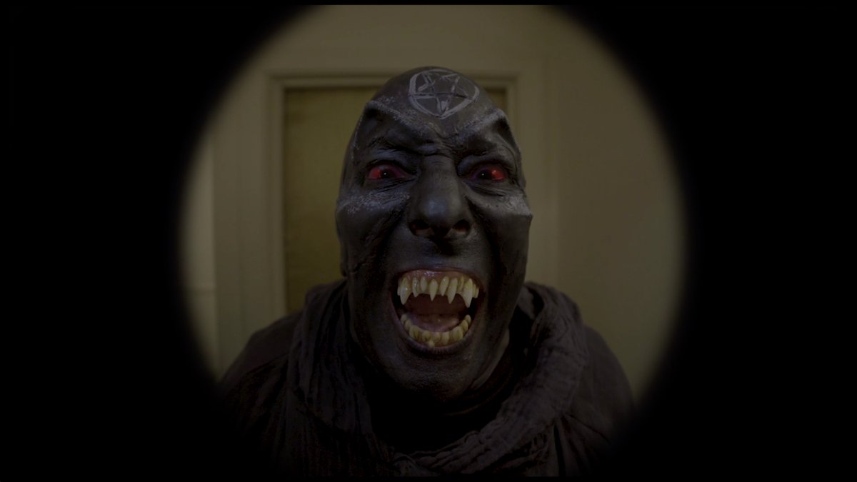HunterAnthology's tweet photo. What lurks this #halloween21 ? Try #thehuntersanthology tonight after you #trickortreat on #tubitv and #amazonprimevideo #whoisthedemon #supportindiefilm #indierightsmovies #tubitv #tubi #amazonuk #terorontubi #fearforall #halloween2021 #nigeria #southafrica #Kenya https://t.co/36yZJ42o4p