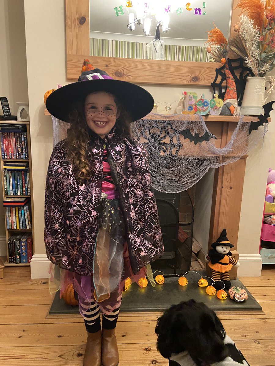 I’m totally biased but… she is such a super cute witch!! 🧙🏻‍♀️🕸🎃 #HappyHalloween2021 #TrickOrTreat