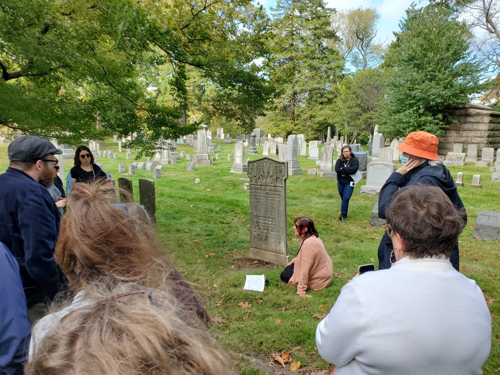 We had a great time today touring the old section of Rosedale Cemetery! We learned all about the people buried there and the symbolism behind some of the stones, some of which required a closer inspection as seen in this photo! Thanks @RosedaleCemetery !