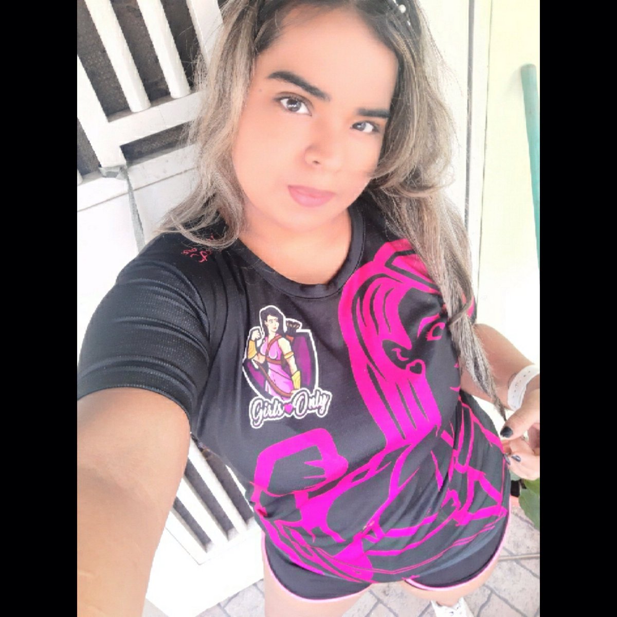 ☪️✨GíRLš❤️ÓŃLY♡🎀💄 tweet media