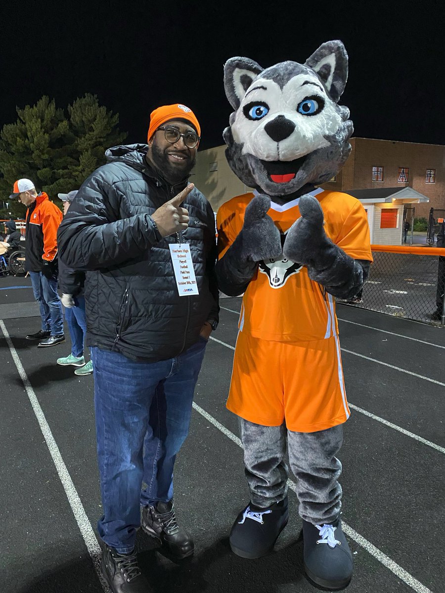 HuskieNation tweet media