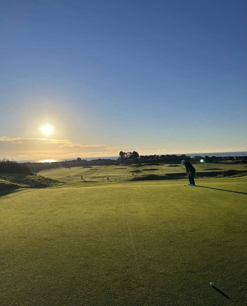 KirkistownCGC's tweet photo. 📸 Photo of the weekend 📸 

Glorious autumn day on the links 🏌️‍♂️☀️ #KCGC https://t.co/mb2KvMbsUv