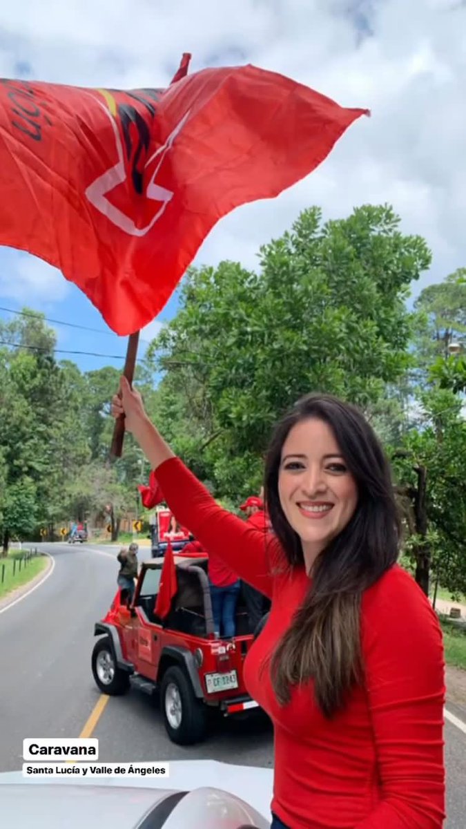 Tatithai84's tweet photo. #pichu tenemos lo mejor para diputada! #casilla121 #121 para dejar huellas en el congreso! #XiomaraPresidenta #LibrealPoder https://t.co/AUFdaGRpz2