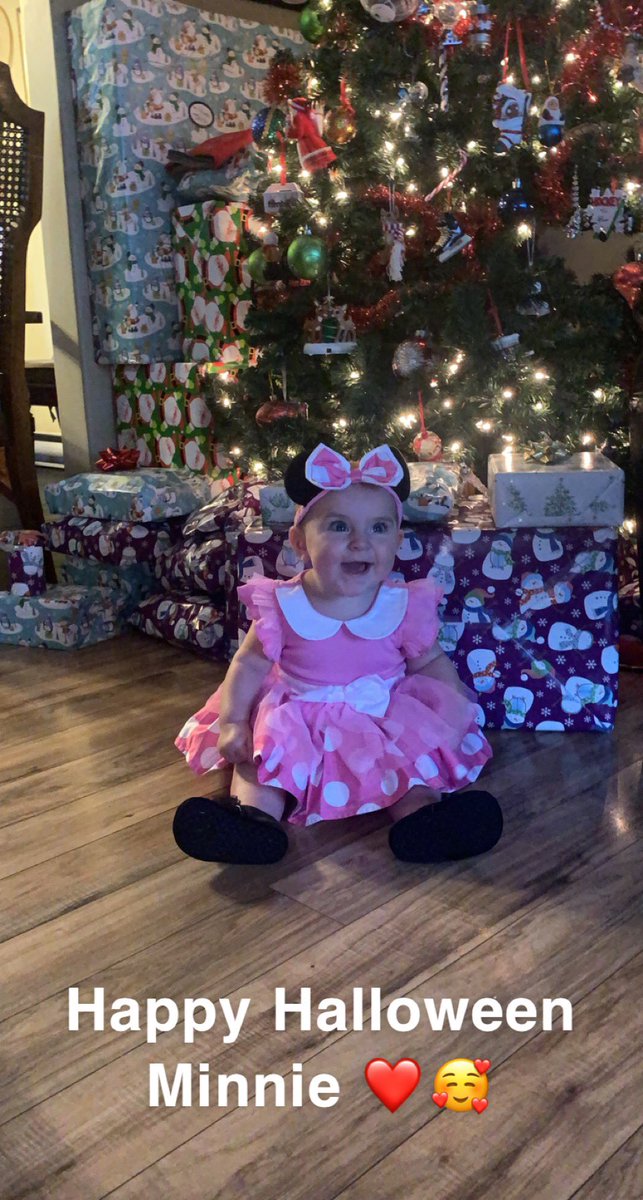 Happy Halloween Minnie ❤️🥰 you make me so proud !!