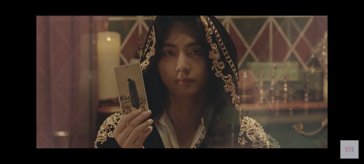 imaastrccr's tweet image. STAR TURNED VILLAIN
Fate reader V
"All fates were determined from the day the universe was first formed. You can't change your destiny. But i can help"
#starturnedvillain 
#FateReader 
#V
#TAEHYUNG 
You will probably find your name when u read my fate🙇👀🔮