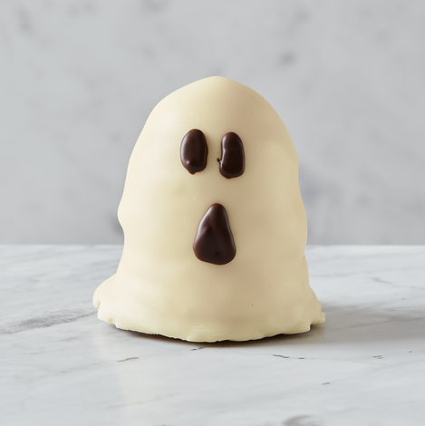 Happy Halloween, NYC! We're creepin' it real with Ghost Puffs 👻 a marshmallow whip coated in white chocolate. Stop in before they fly away tomorrow!