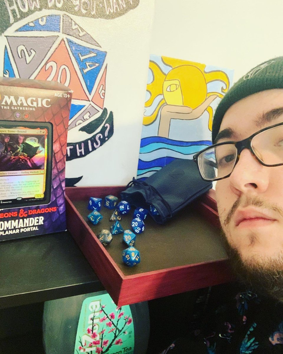 Myancles's tweet photo. “I’m saying it dude” @hasanthehun 
-Didn’t have any crystals but I do have dice- https://t.co/G5ssGXH2Yb