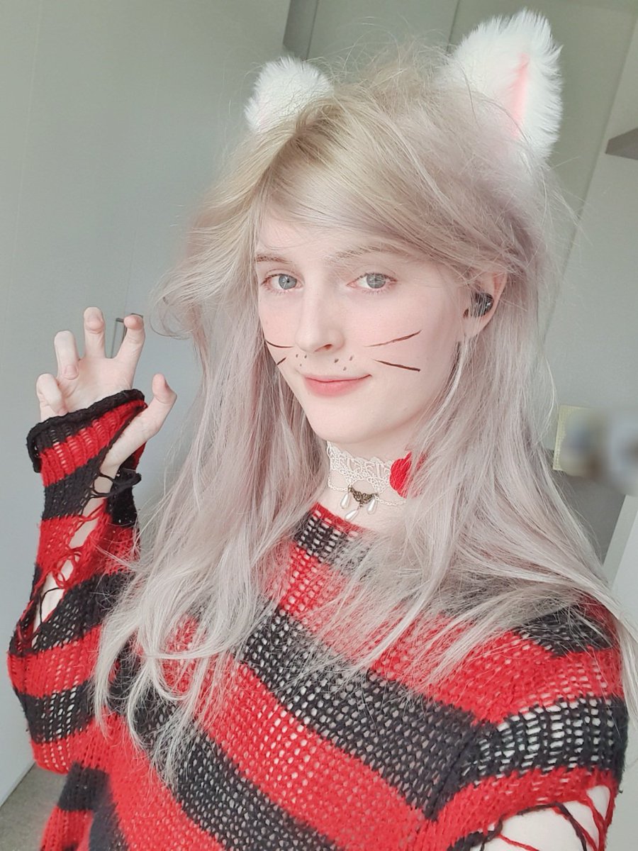 Pale_Blushes (pale_blushes) Twitter