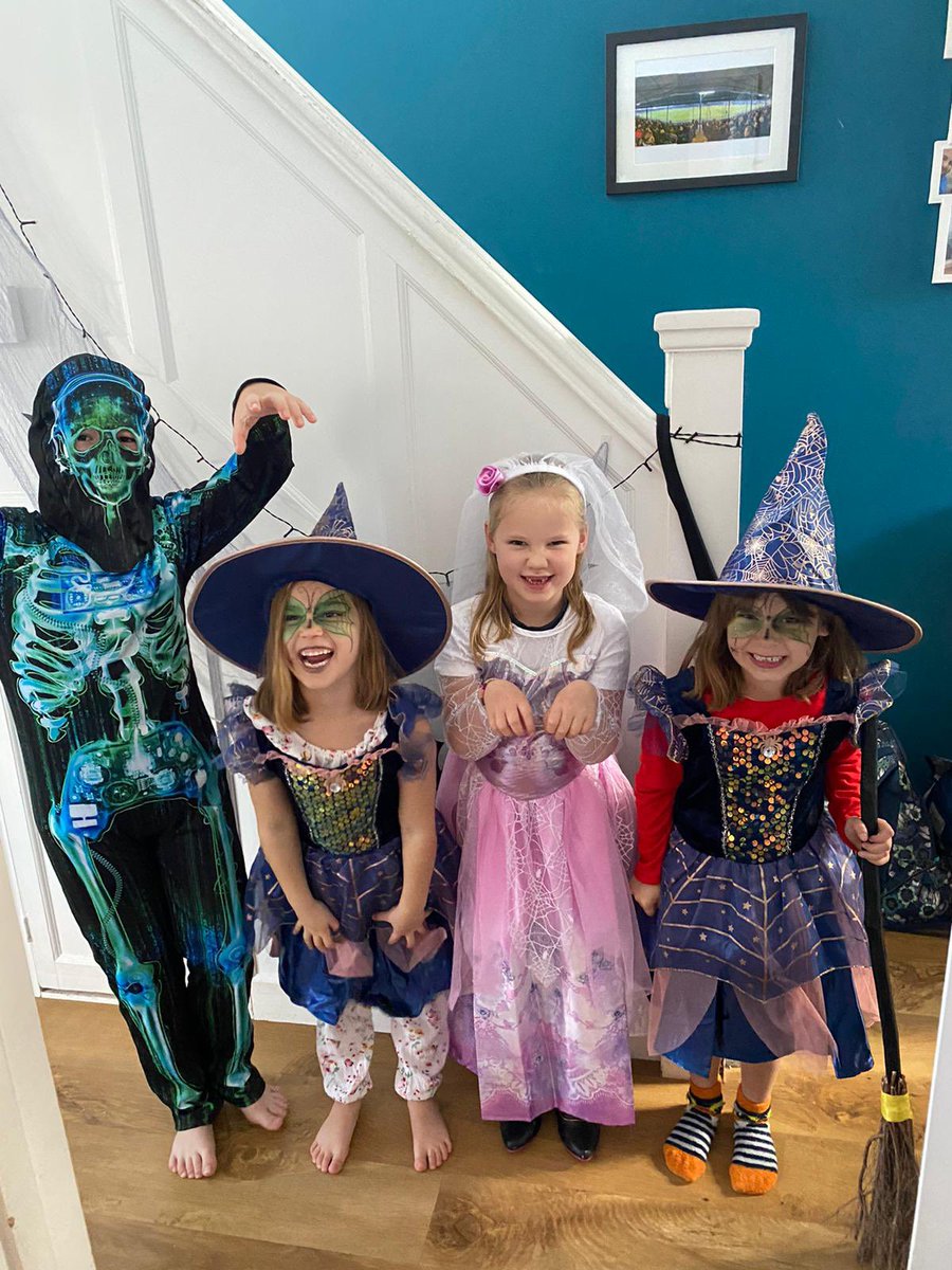 cK_Kirkland's tweet photo. Continuing the annual tradition of a Halloween Party this afternoon 👻🎃 a great time was had by all…not sure if the kids or the grown ups had the most fun 😂 long may these memories be made together as a family 🥰 #halloween2021 #HALLOWEENPARTY #familytime #celebration https://t.co/XTSwRu6a5g