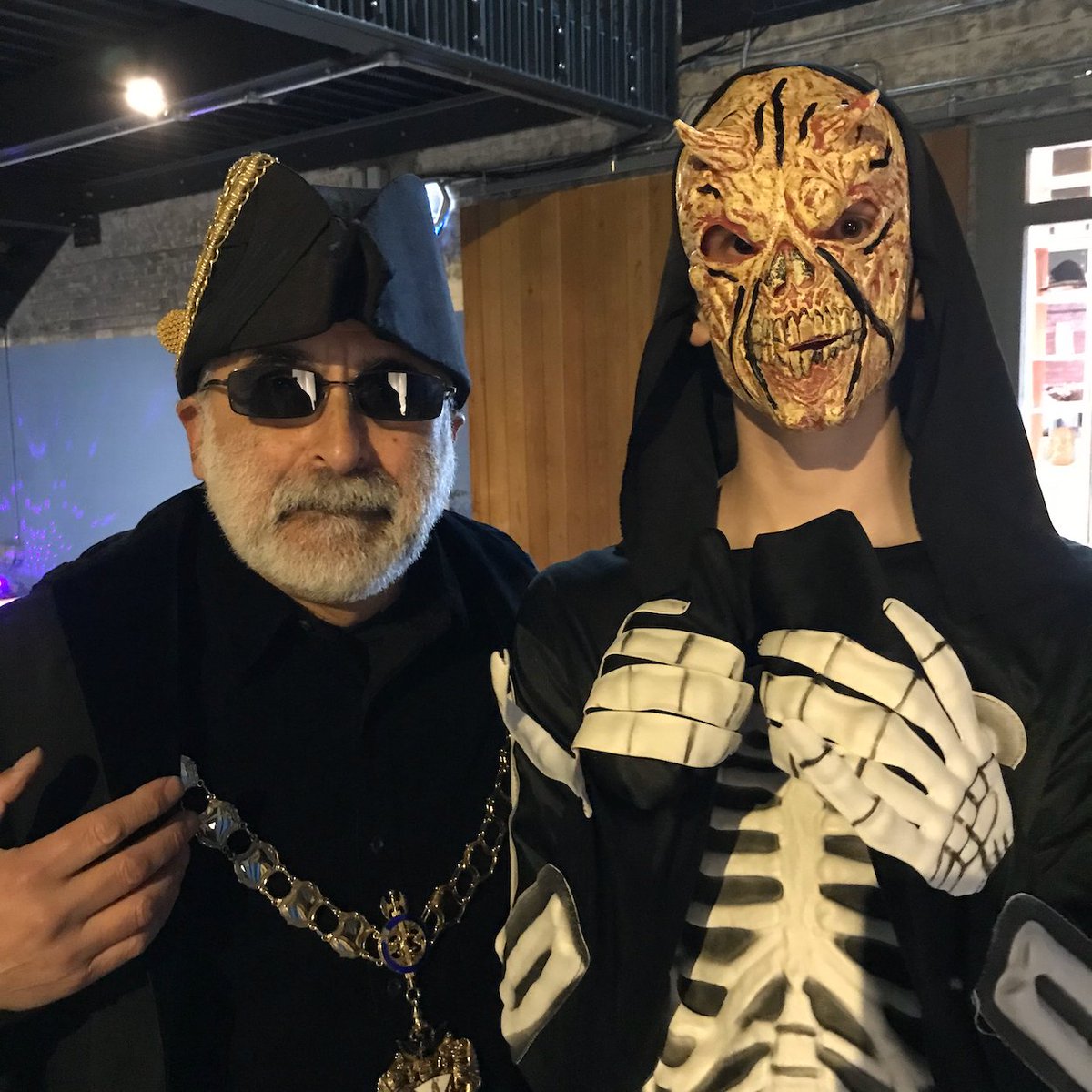 tonylouki's tweet photo. Have never been and still ain't a fan of #Halloween but, as #55thMayor of @LBofHounslow, make an exception for my good friends @Our_Barn when they gigged at the @ballymore #BrentfordProject in 2019. I even scared myself. https://t.co/kO6714nNXc