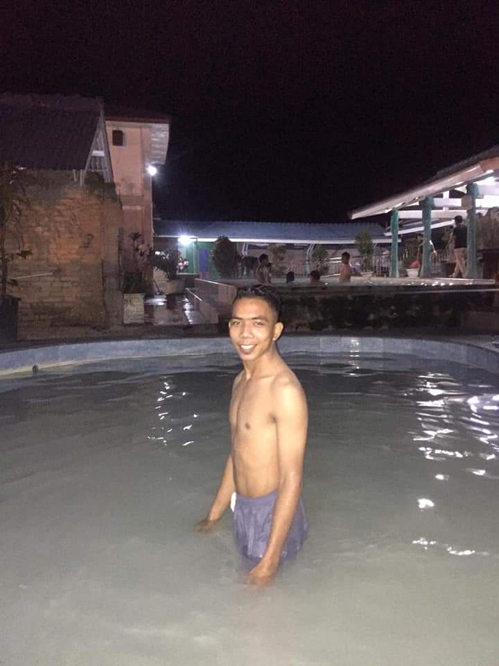 Darwindogiil's tweet photo. Yang mau DM ya... @gaymedan10 #gaylokal #gayindonesia #gaybandung #gaybrondong #gaysemarang #gayindo #gaysurabaya #gayjakarta https://t.co/bSx1J12SLV