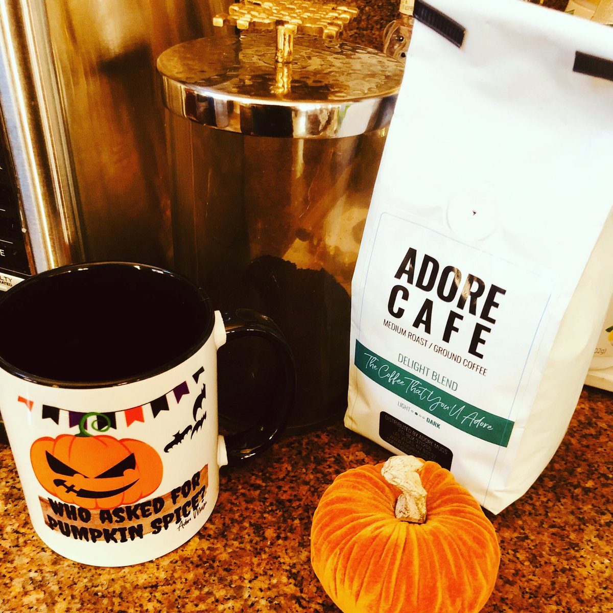 Adore Mugs ™️ tweet media