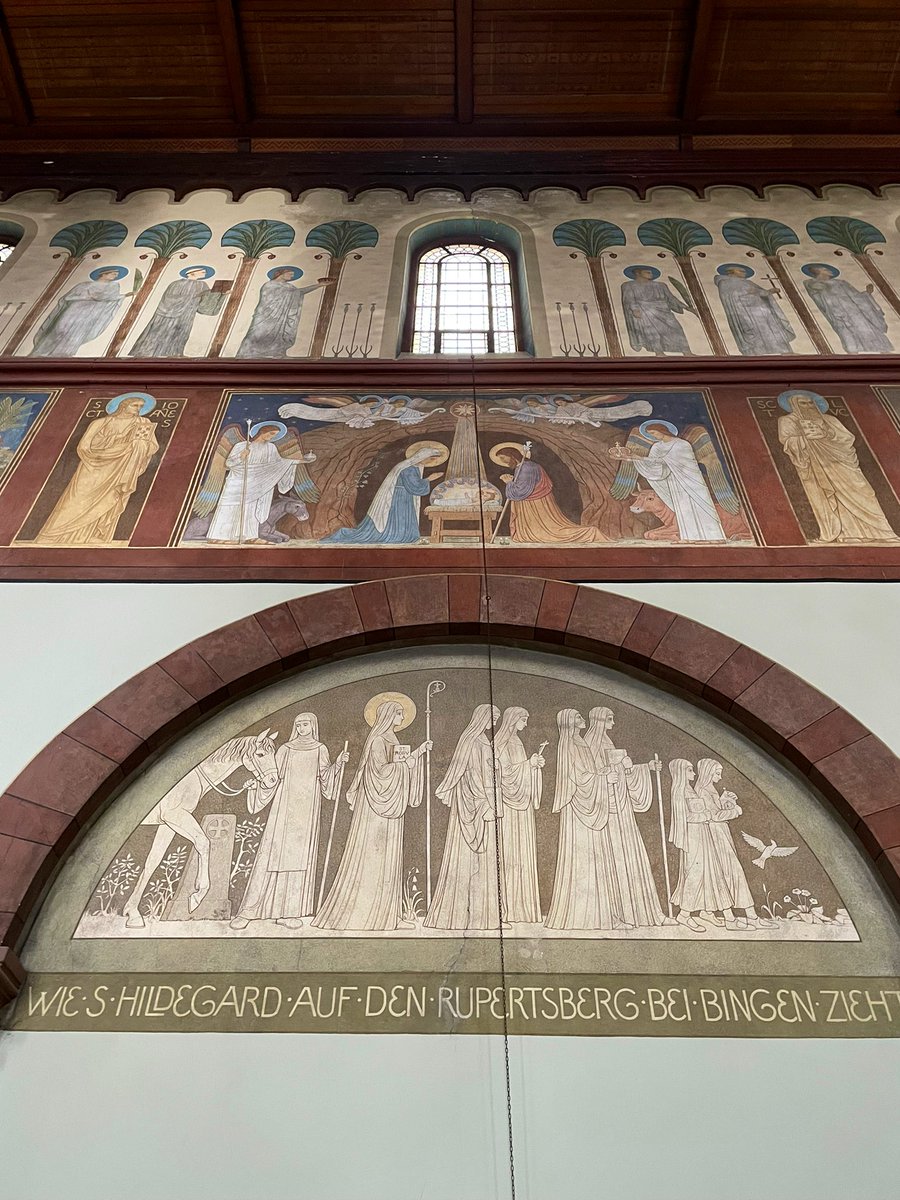bntxs's tweet photo. Aquest últim diumenge d’octubre hem anat amb els meus germans a visitar l’Abadia d’Eibingen fundada per la fascinant Hildegard Von Bingen https://t.co/nH7SpPcZ62