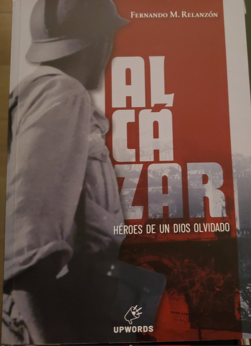 jm_salcedo's tweet photo. @jorgecortes74 Pues precisamente tengo para leer este libro sobre el asedio del Alcázar, escrito por un buen amigo, que tenía antepasados allí ⤵️⤵️ https://t.co/YhpltmJyYA
