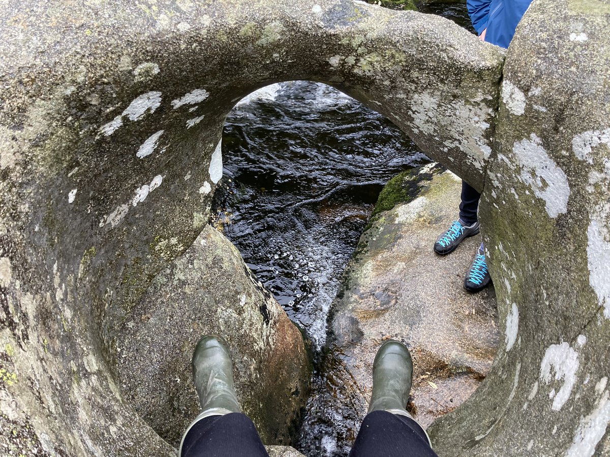 educatingellie's tweet photo. Exploring the Toleman at Scorhill stone circle. Pothole or healing stone? https://t.co/q4X5GiOQlZ