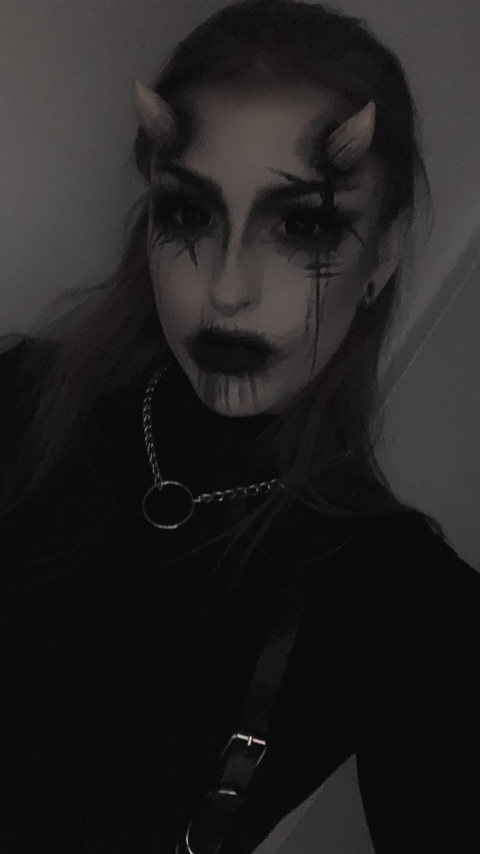 EckelBecca's tweet photo. Yesterday was fun, happy halloween!🎃 https://t.co/6KoMqkSk0F
