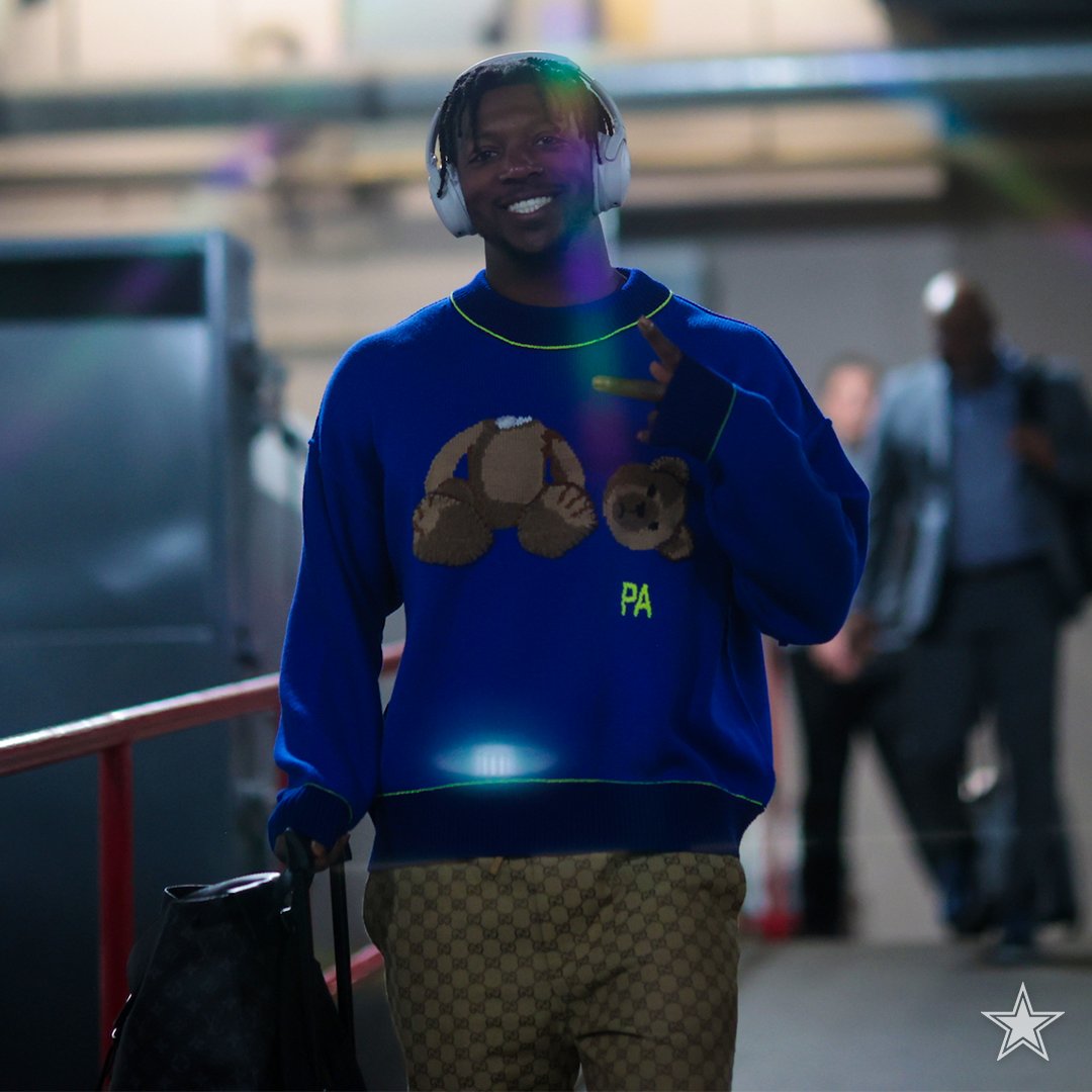 dallascowboys's tweet photo. Squad rollin' up ๐
#DALvsMINN | #DallasCowboys https://t.co/pG4defL1NF