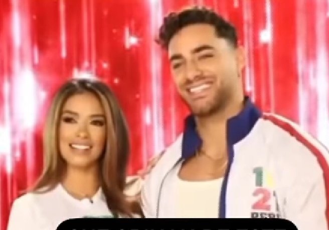 FlorcitahDeza's tweet photo. #VotaPorShirley #TeamPeru #Ausley @AustinPalao porfavoor el abrazote y te pedimos un live para verlos juntos. 
Los amamos bonitoooos @shirley_arica aceptanos un livecito de bienvenida a Austin!!!!! https://t.co/a5U8B6dzGx