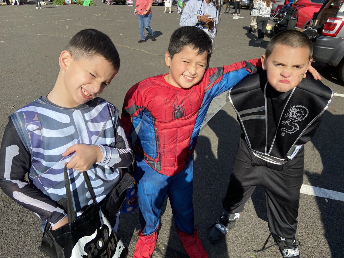 Trunk or Treat success! Thank you PTA for a scary good time!👻🎃💙