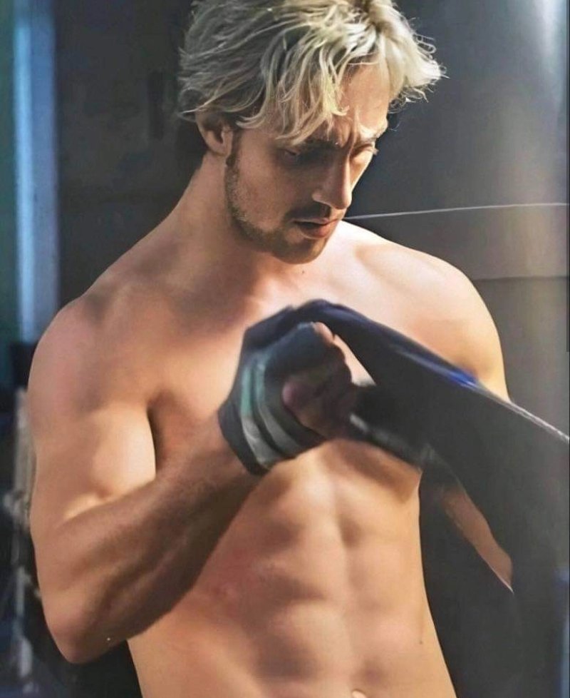 aosupreme's tweet image. Pietro Maximoff in Age Of Ultron (2015)