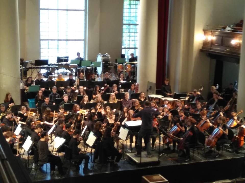 I had the best 5 days with the English Schools’ Orchestra! Playing with <a href="/JessGillamSax/">Jess Gillam</a> is now ticked off my bucket list! 😁 I also had so much fun performing principal clarinet in Shostakovich’s Symphony No.5 and alto sax in Bernstein’s Symphonic Dances from West Side Story 🥰