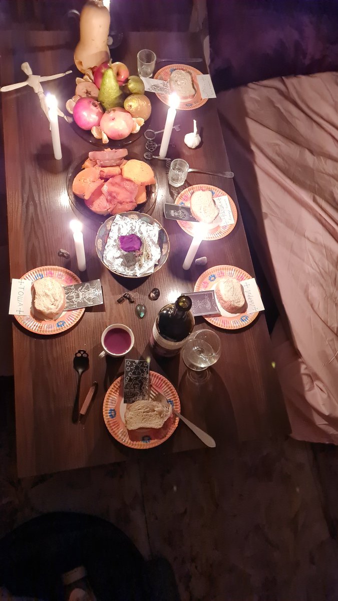 maxineaddams's tweet photo. #samhain #witchcraft #Halloween #dumbsupper #halloween2021 #самайн #ужин #пизда #wonderlustcoven https://t.co/9zQ3g4LDDZ