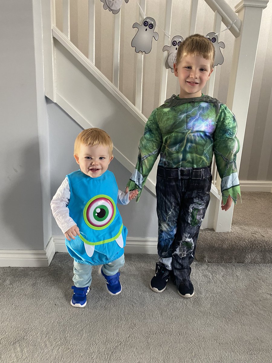 carly_wiles's tweet photo. @RMillbrookWigan Aaw he’s such a cute spider! 🕷 This is Jackson with his little brother Hudson enjoying dressing up over the weekend! 🎃 https://t.co/W1kcI9prRT