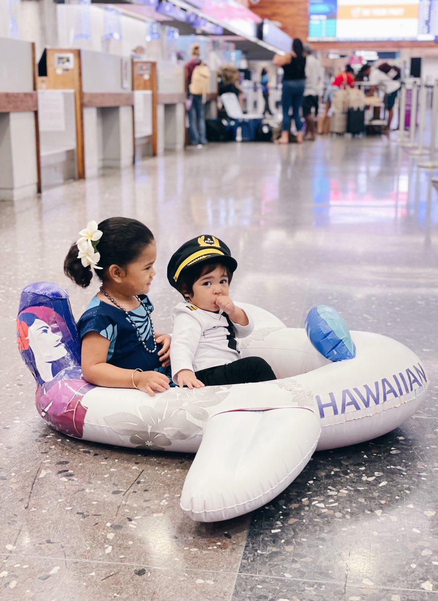 Hawaiian Airlines tweet media