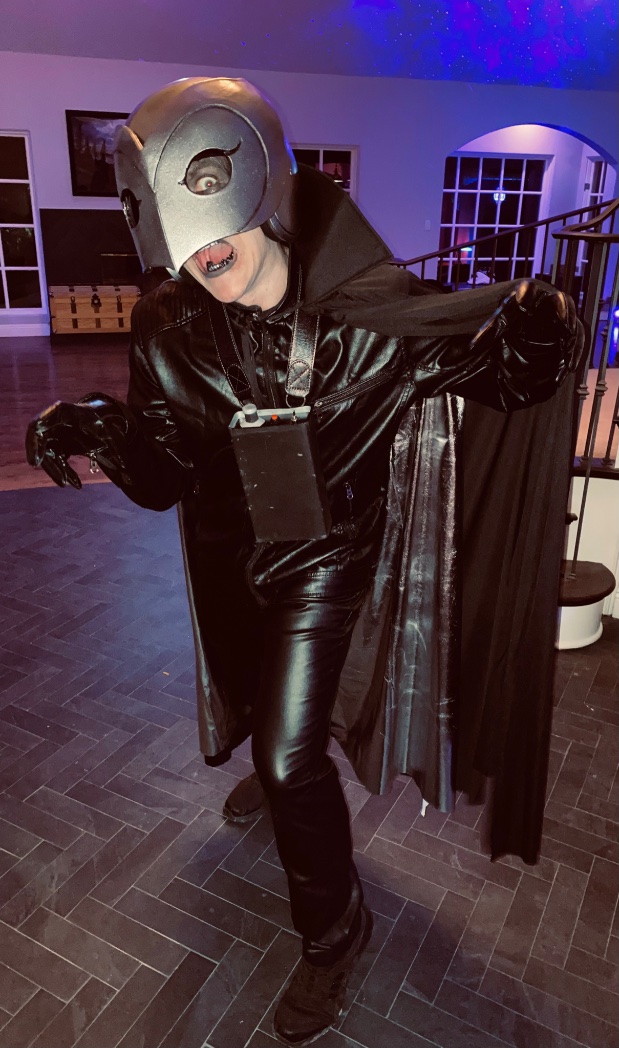 matthewmercer's tweet image. Happy Halloween from the Paradise.