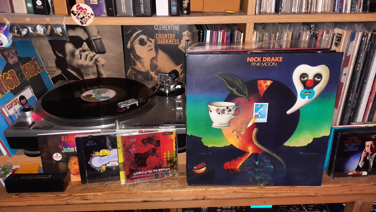 JJohnFoyle's tweet photo. Recorded 50 years ago this weekend , Pink Moon by Nick Drake. Rod Stewart's Maggie May was at no. 1 in the charts.
#nickdrake
#manoutoftime https://t.co/RDCIL2bgik