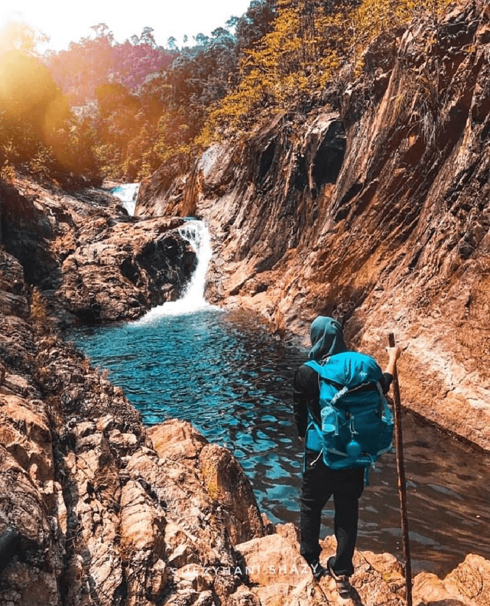 twthiking's tweet photo. 🧵 Tips Khas Buat Wanita Kaki Hiking &amp; Camping

Nak hiking pun ada cara dia, utk perempuan lebih banyak sbb ada macam2 kena take care. 

Gangguan manusia, haiwan, kesihatan, mahluk lain pun kena take note https://t.co/4k7ox8JChh