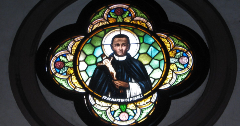 PeaceVocations's tweet photo. Most humble St. Martin, whose charity embraces all, especially those who are sick or in need, we pray that by imitating your charity and humility, we find peace. #StMartindePorres #DailyPrayer https://t.co/VPZ1uYsCtE