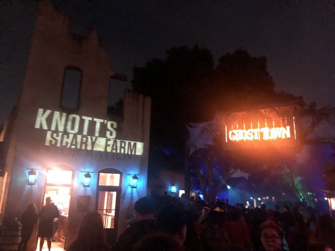 I am terrified. Happy Halloween everyone! https://t.co/gqrbj4QbAA<a href="/tag/apclips"class="tags"><span>#apclips</span></a>