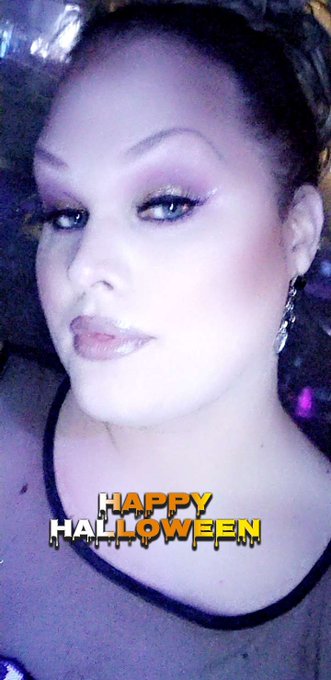 Happy Halloween 🎃 https://t.co/9YtEwhqIFd<a href="/tag/bbw"class="tags"><span>#bbw</span></a><a href="/tag/transisbeautiful"class="tags"><span>#transisbeautiful</span></a><a href="/tag/onlyfans"class="tags"><span>#onlyfans</span></a><a href="/tag/bbwtranny"class="tags"><span>#bbwtranny</span></a>