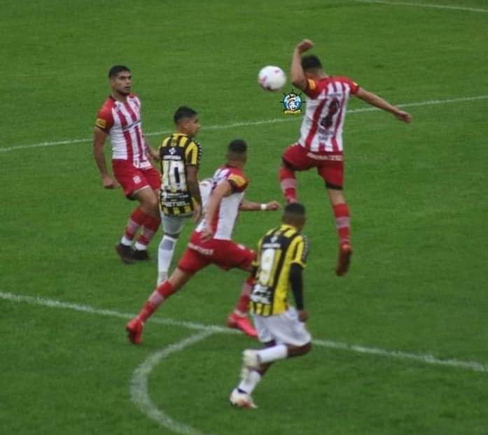 matias_albin's tweet image. ¿Quieren hablar de penales no cobrados? Ok, dale. Pero cuenten la historia completa.

Fecha 24: vs San Martín de Tucumán
Fecha 29: vs Temperley 

Con esos puntos que no pudo sumar, hoy Almirante Brown ya tendría casi asegurado el primer puesto de la Zona A a falta de dos fechas.