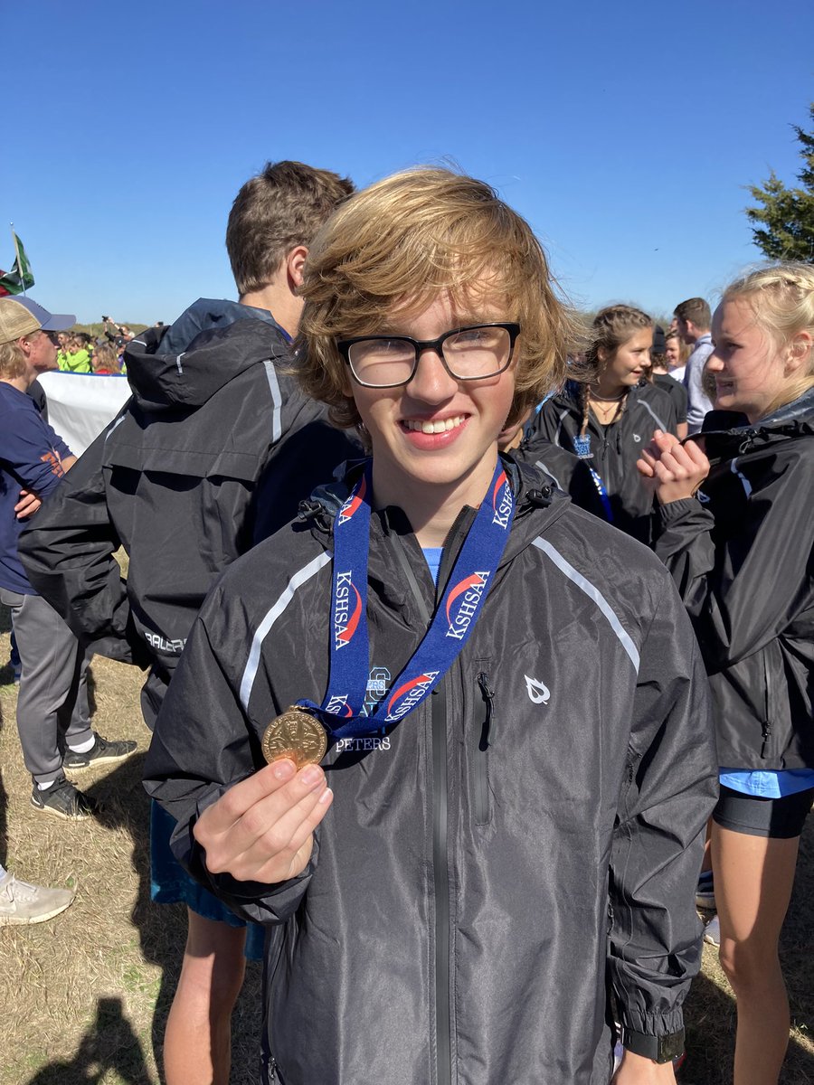 EricPetersPV's tweet photo. Congratulations to @CadenPeters5 on a successful JR season. You earned a trip to state and came home All-State Honors and some hardware! Proud of the hard work you put in when people are watching ….and when they are not. @SMEathletics https://t.co/X7TsxOgnYH