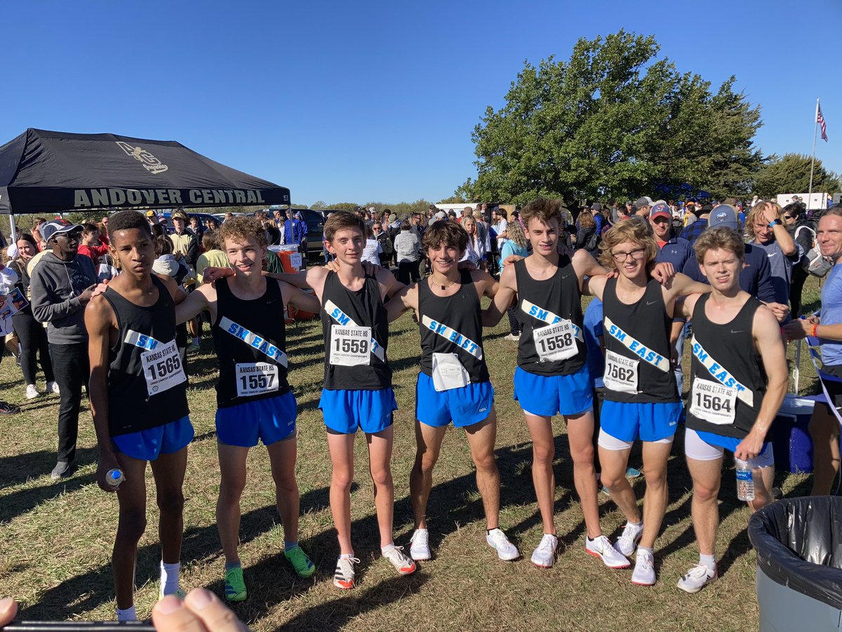 EricPetersPV's tweet photo. Congratulations to @CadenPeters5 on a successful JR season. You earned a trip to state and came home All-State Honors and some hardware! Proud of the hard work you put in when people are watching ….and when they are not. @SMEathletics https://t.co/X7TsxOgnYH